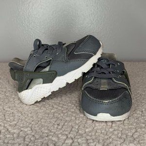 Olive & Grey Nike Air Huarache, Toddler Size 4